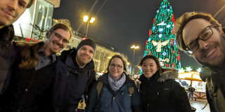 Group Picture from the research unit ihri at the Christmas market in Dortmund with: Prof. Dr. Jens Gerken, Max Pascher, Kirill Kronhardt, Younes Lakhnati, Astrid Slojewski, and Valerie Tan